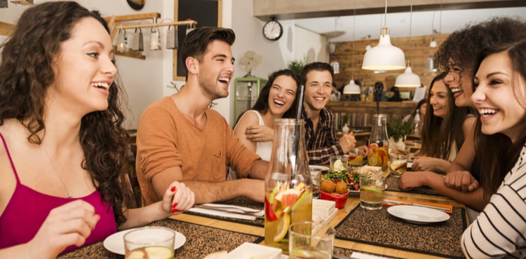 Individualiteit bescherming straal 10 Tips to Build Customer Loyalty at your Restaurant | Insureon