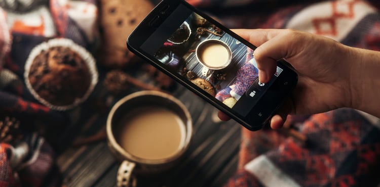 Can businesses use customer photos on social media?